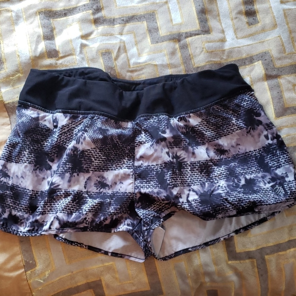 Running shorts
